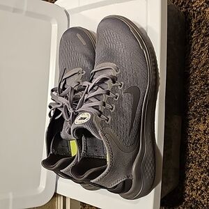 Nike free rn